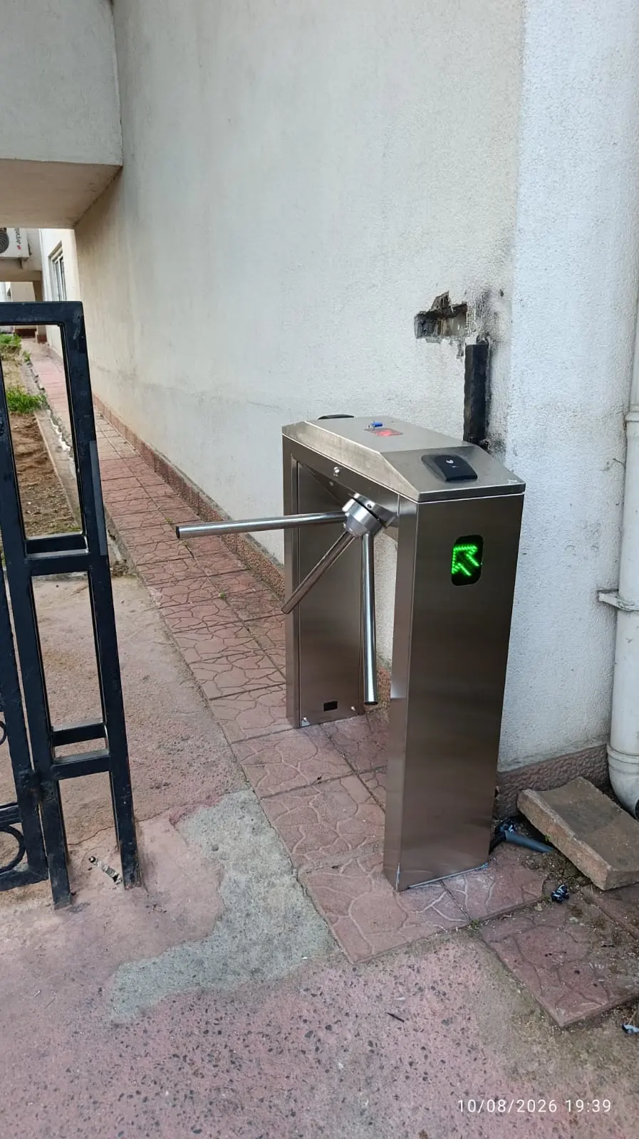 Turnike bileşenlerinin saha üzerinde hazırlanması